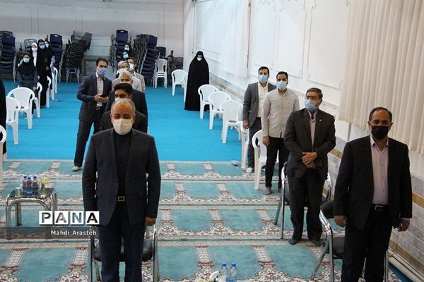 تقدیر ازرتبه‌های برترکنکورسال جاری دبیرستان استعدادهای درخشان