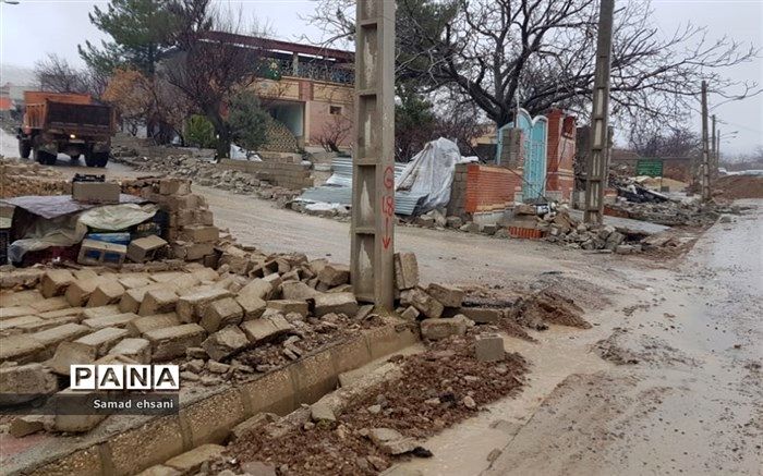 زلزله‌زدگان سی‌سخت نیازمند یاری استان‌های معین