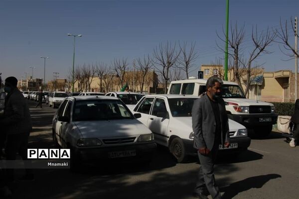 تشییع پیکر ۲ شهید گمنام دوران دفاع مقدس در شهر نوش آباد کاشان