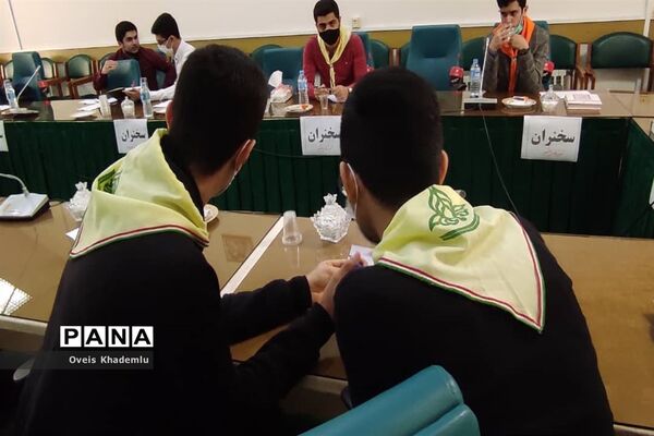 مناظره دانش‌آموزی شهرستان‌های بهشهر و گلوگاه