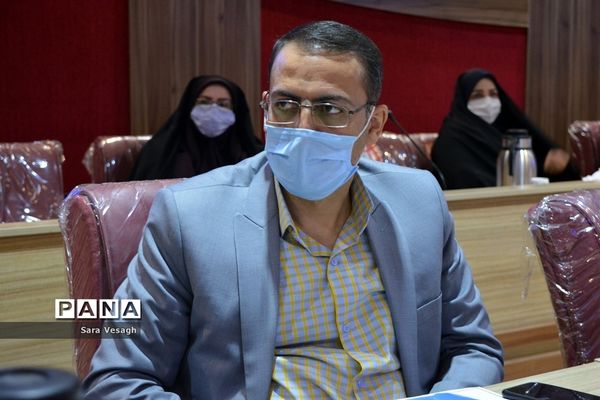 جلسه معاونان پرورشی مناطق 21 گانه شهرستان‌های تهران در شهریار
