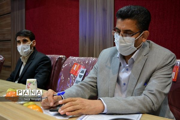 جلسه معاونان پرورشی مناطق 21 گانه شهرستان‌های تهران در شهریار