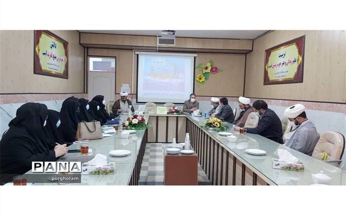 نشست هم اندیشی معاونین پرورشی مدارس سما خراسان شمالی در شیروان