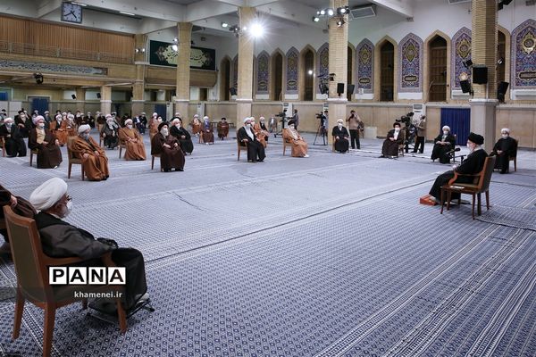دیدار اعضای مجلس خبرگان رهبری با رهبر انقلاب اسلامی