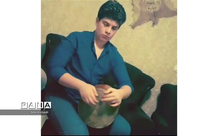 برگزاری نمایشگاه دانش آموزان دبیرستان بهبهانی در منطقه 12 به مناسبت میلاد حضرت علی