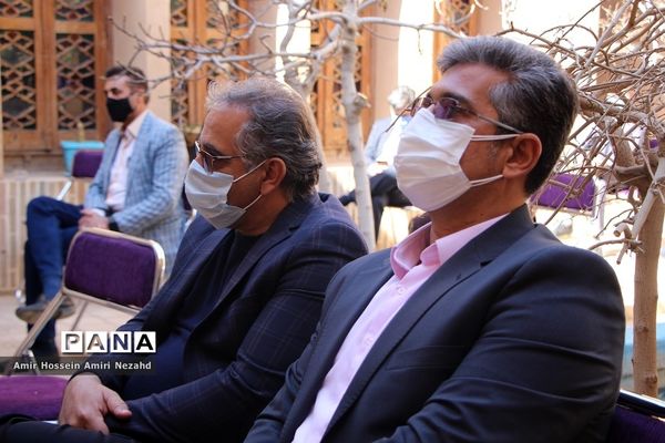 برگزاری مراسم جشن به مناسبت ولادت حضرت علی(ع)