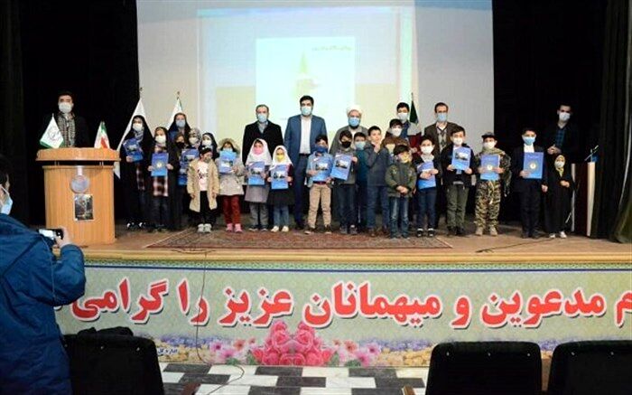 اختتامیه جشنواره فرهنگی و هنری ترنم وحی در تبریز برگزار شد