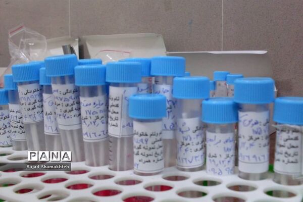 غربالگری و تست کرونا در مرکز بهداشت شرق اهواز