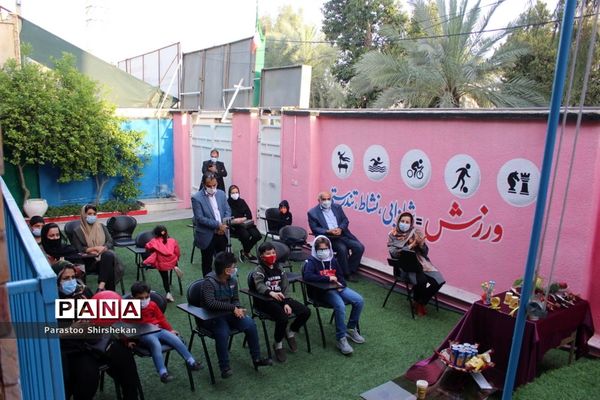 جشن خودکار در دبستان پیشتازان بوشهر