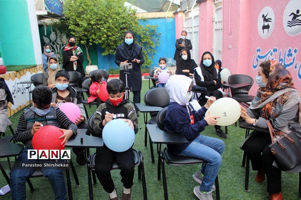جشن خودکار در دبستان پیشتازان بوشهر