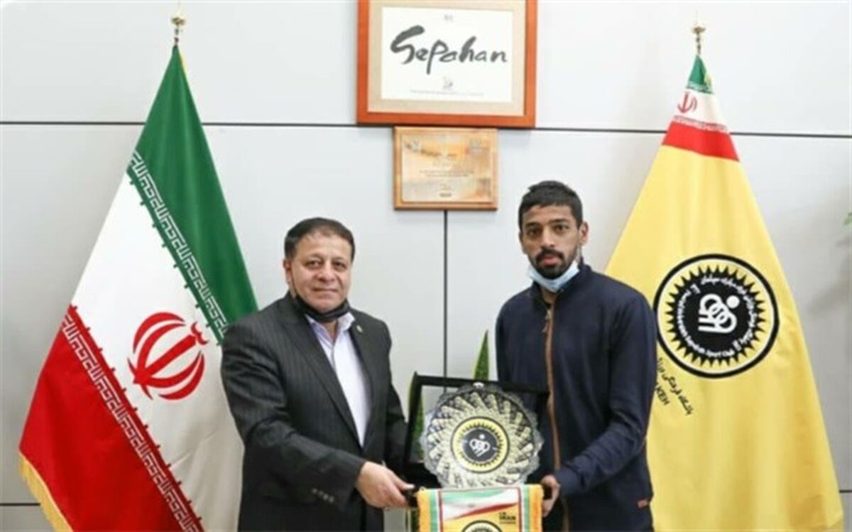 قرارداد مهاجم خارجی سپاهان فسخ شد