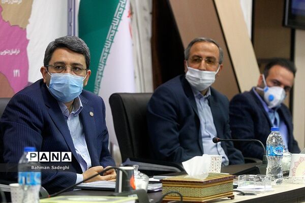 گزارش توزیع هوشمند 8000 تبلت و سیمکارت بین دانش آموزان تحت پوشش بهزیستی
