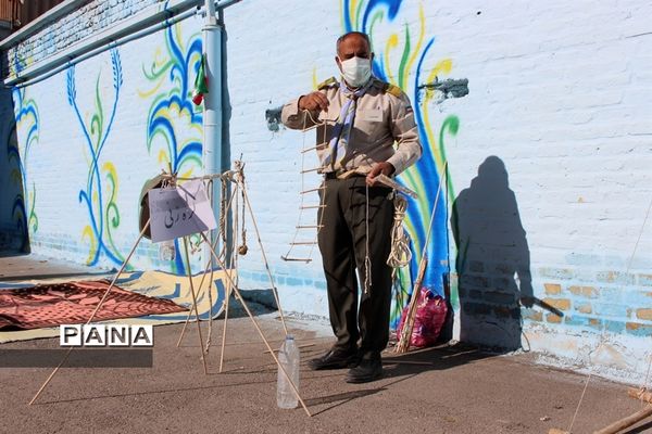 نمایشگاه دستاوردها و چکیده فعالیت‌های سازمان دانش‌آموزی استان کرمانشاه در سال 99