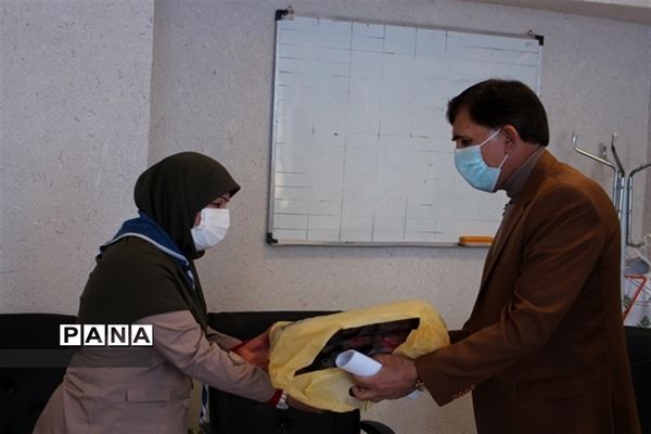 نمایشگاه دستاوردها و چکیده فعالیت‌های سازمان دانش‌آموزی استان کرمانشاه در سال 99