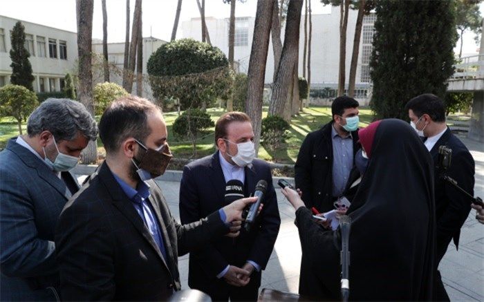 واعظی: ۱۶۰۰ تحریم علیه ایران باید لغو شود