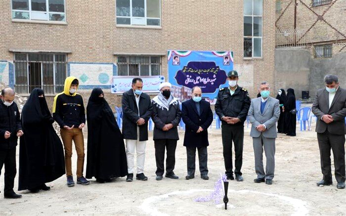 کلنگ بیست و پنجمین مدرسه خیرساز آموزش و پرورش ناحیه 2 مشهد به زمین خورد