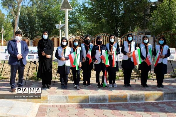 تجلیل از طلایه‌داران تربیت در بوشهر