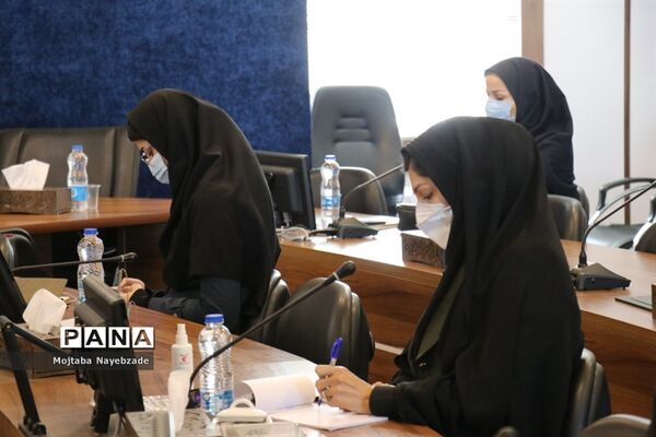 نشست هم‌اندیشی معاون پرورشی و فرهنگی آموزش و پرورش خراسان رضوی