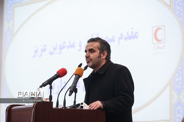 مراسم تقدیر از خیریه‌ها و تشکل‌های مردم نهاد همکار با جمعیت هلال احمر