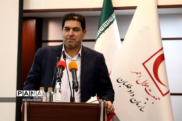 مراسم تقدیر از خیریه‌ها و تشکل‌های مردم نهاد همکار با جمعیت هلال احمر