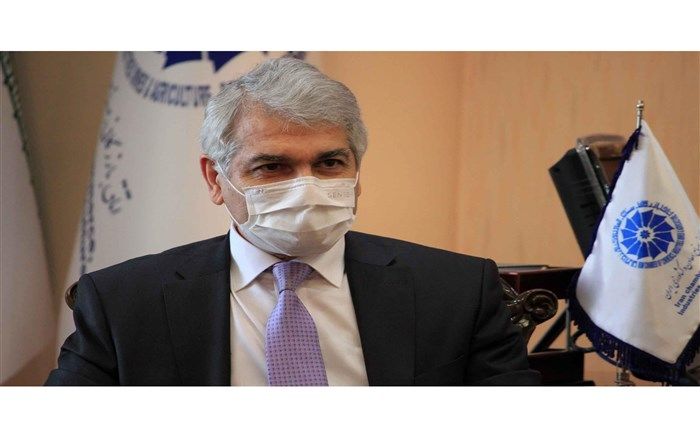 نیازمند همکاری در زمینه پرورش طیور هستیم