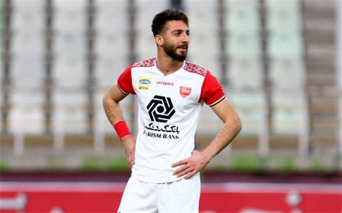 منصوریان: جریمه 20 میلیونی مهاجم پرسپولیس را من می‌دهم