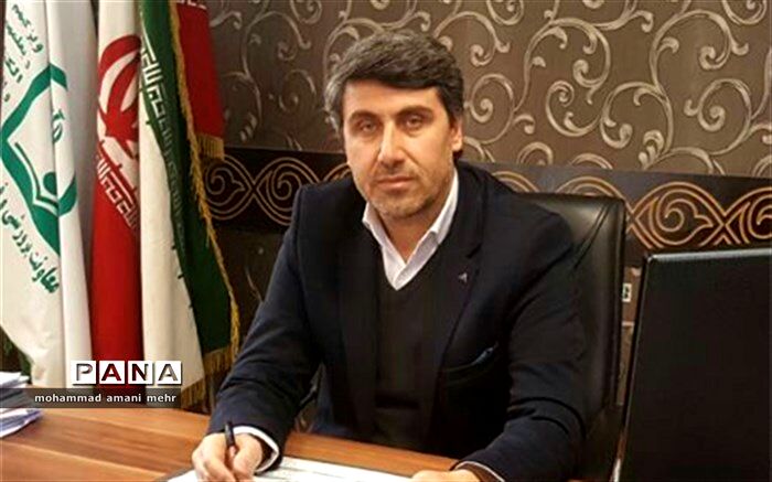 دانش آموز الگوی خود را در معاون و مربی تربیتی جست و جو می کند
