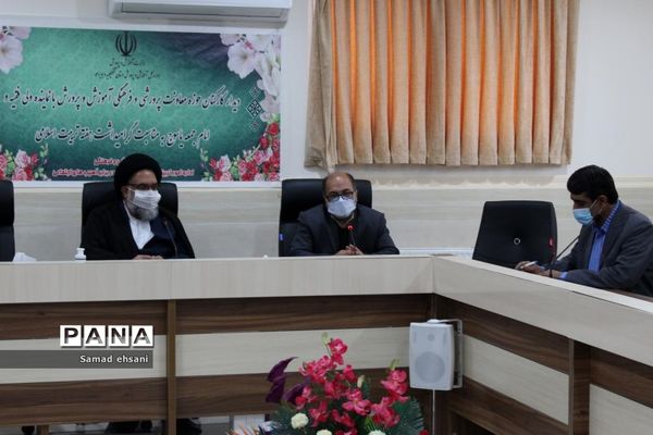 دیدار کارکنان حوزه معاونت پرورشی آموزش و پرورش کهگیلویه و بویراحمد با نماینده و لی فقیه