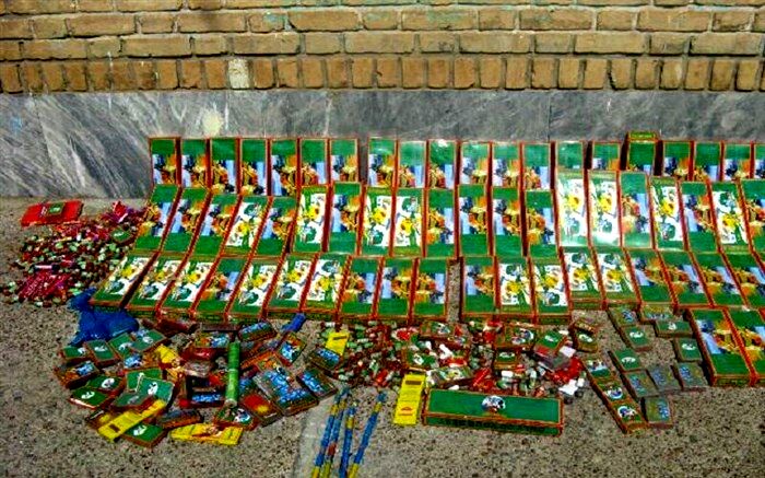 کشف 3 هزار و 700 عدد انواع ترقه در مراغه