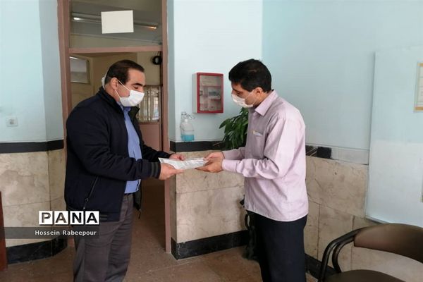 تقدیر از مربیان پرورشی 112 مدرسه منطقه 16 به مناسبت هفته تربیت اسلامی