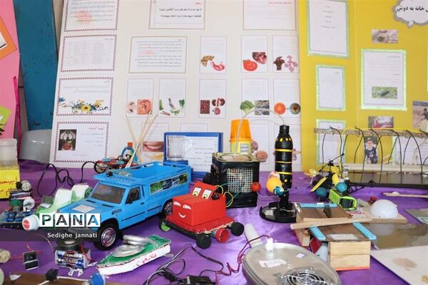 نمایشگاه دستاوردهای تدریس مجازی دانش آموزان در آباده