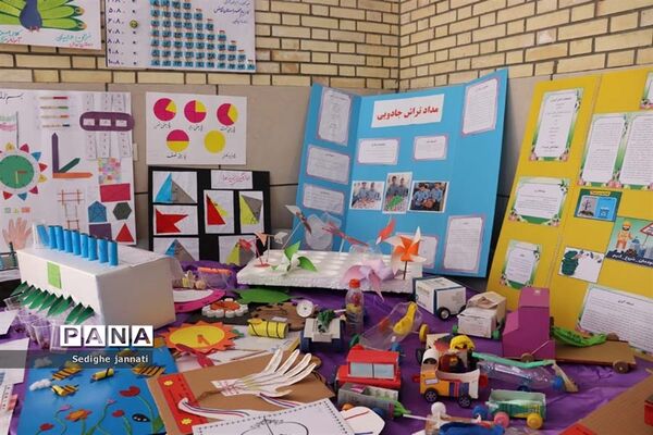 نمایشگاه دستاوردهای تدریس مجازی دانش آموزان در آباده