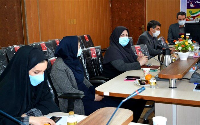در سند تحول بنیادین همه ما مربی هستیم