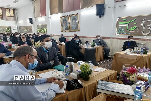 کارگاه استاندارد سازی و سبک منسجم مدارس شاهد
