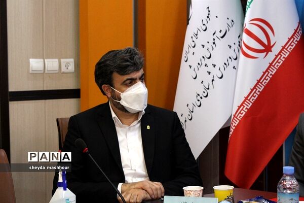 افتتاحیه دهمین دوره مجلس دانش‌آموزی