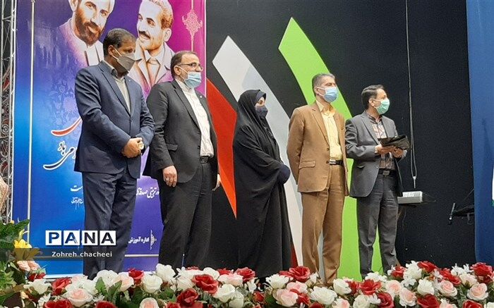 مربیان تربیتی شارح تزکیه و تعلیم و هادی نسل نو برای رسیدن به اهداف هستند