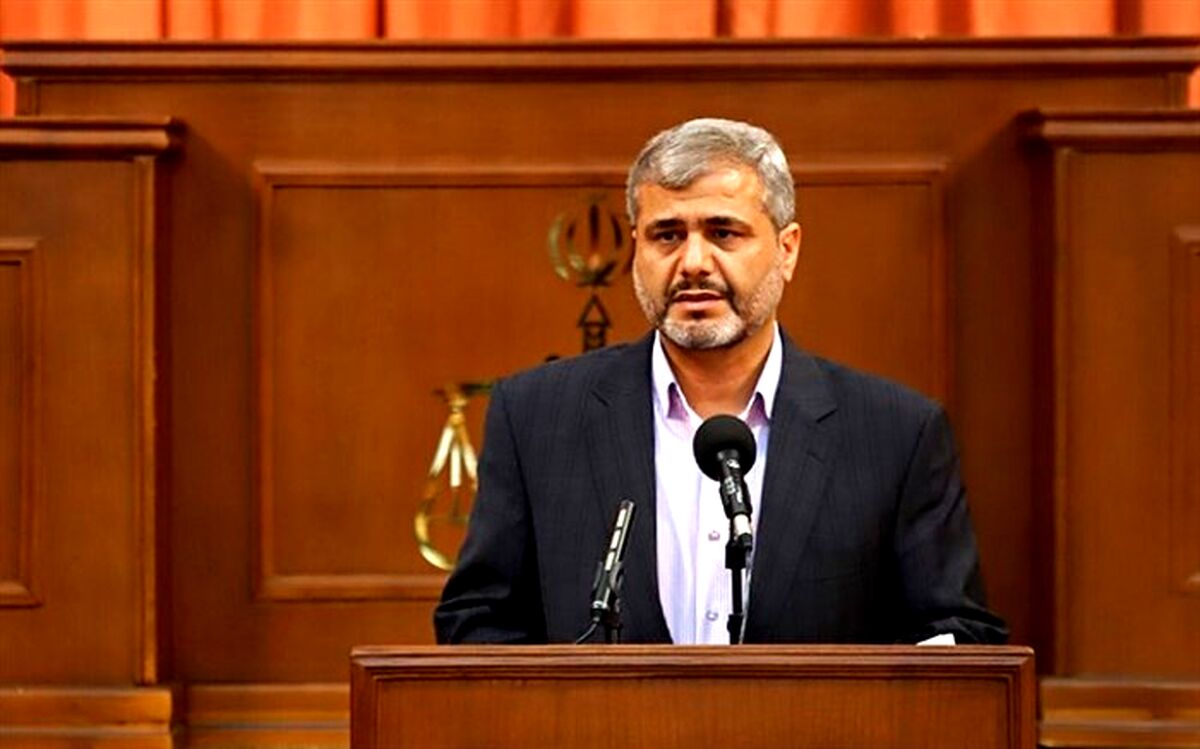 مطالبات بانک مرکزی نباید باعث تعطیلی واحدهای صنعتی شود