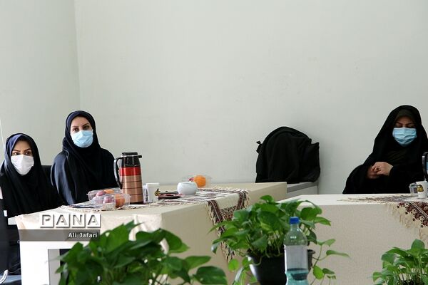 تجلیل از فعالان ستادی حوزه پرورشی ناحیه یک ری