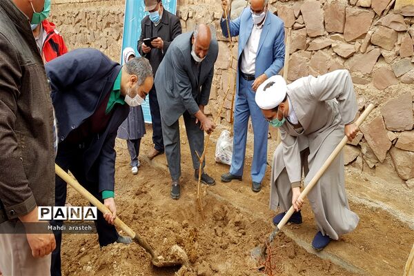 روزدرختکاری در شهرستان خوسف استان خراسان جنوبی