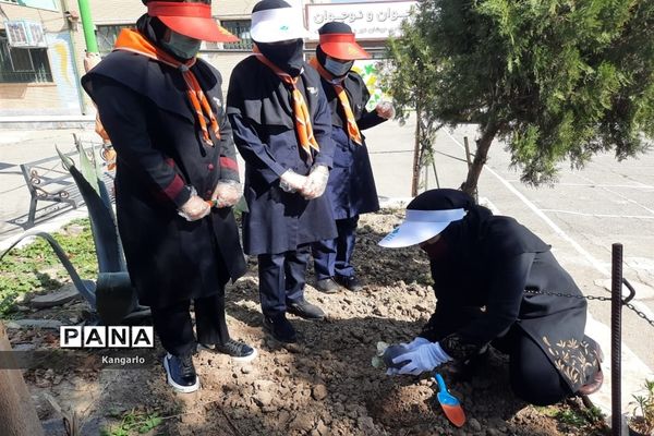 جشن تولد زمین در دبیرستان سوده ورامین