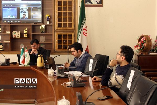 مسابقه مناظره دانش آموزی در آذربایجان غربی