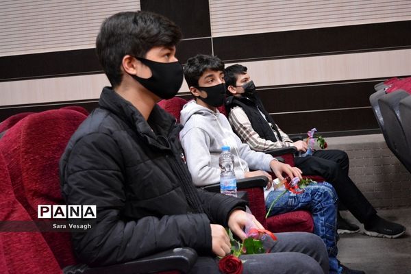 ویژه برنامه عطر عاشقی دانش آموزان مکلف پسر در شهرستان شهریار