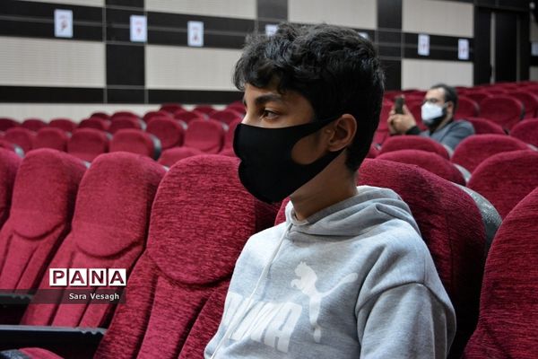 ویژه برنامه عطر عاشقی دانش آموزان مکلف پسر در شهرستان شهریار