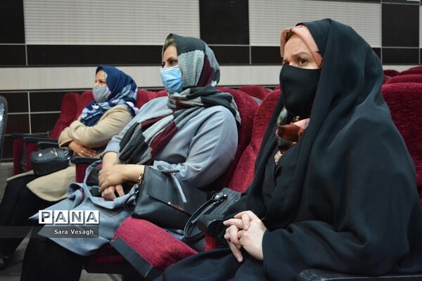 ویژه برنامه عطر عاشقی دانش آموزان مکلف پسر در شهرستان شهریار