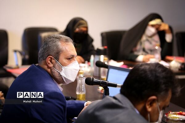 نشست هم‌اندیشی توجیهی مجامع اعضا و مربیان بازمهندسی تشکیلات پیشتازان