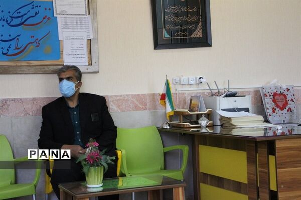 دیدار صمیمی مدیرسازمان دانش‌آموزی خراسان جنوبی با مدیر و معاونان دبستان علامه حلی