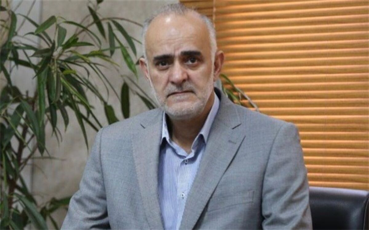عزیزی خادم با استعفای نبی موافقت کرد
