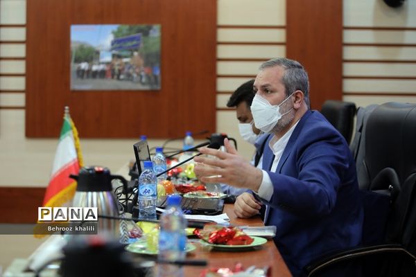 نشست قطبی تبیین باز مهندسی تشکیلات دانش‌آموزی پیشتازان