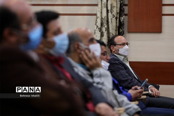 نشست قطبی تبیین باز مهندسی تشکیلات دانش‌آموزی پیشتازان