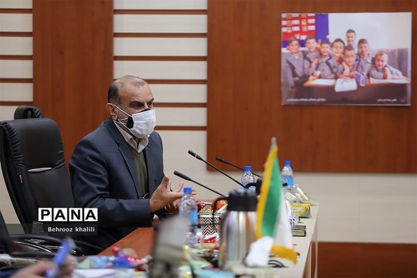 نشست قطبی تبیین باز مهندسی تشکیلات دانش‌آموزی پیشتازان